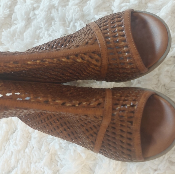 Indigo Rd block heels/sandals ~ Size 10M - Picture 6 of 10